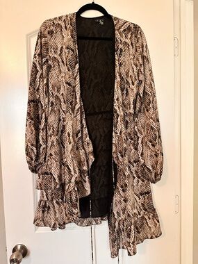 1.STATE Black and Brown Textured Snakeskin Long Sleeve Dress
